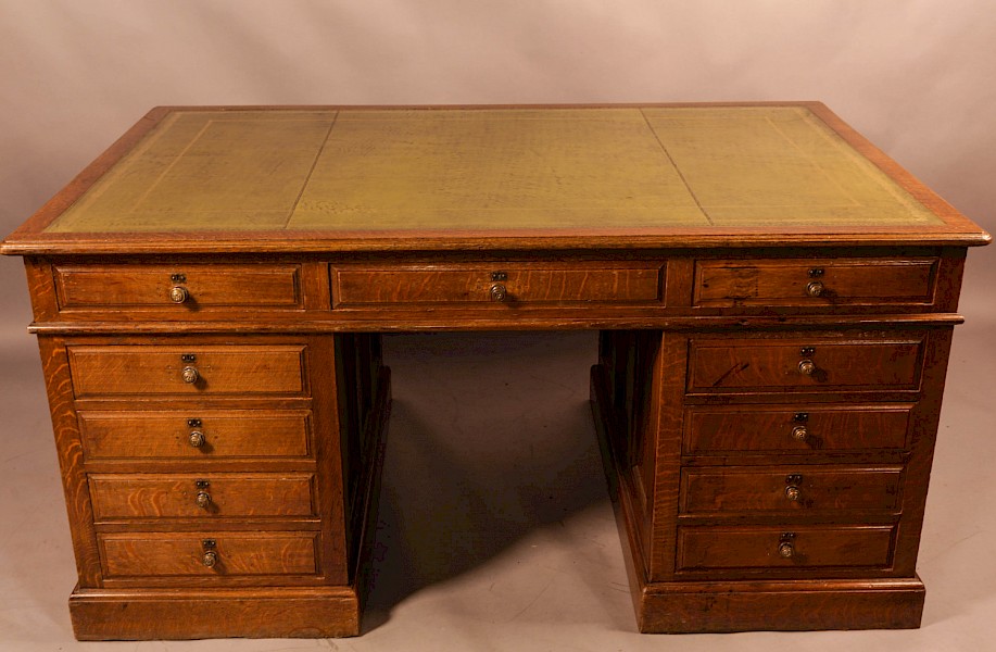 Late Victorian Oak Partners Desk