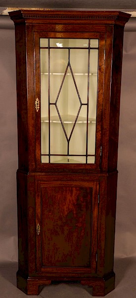 A Georgian Floor Standing Corner Cupboard