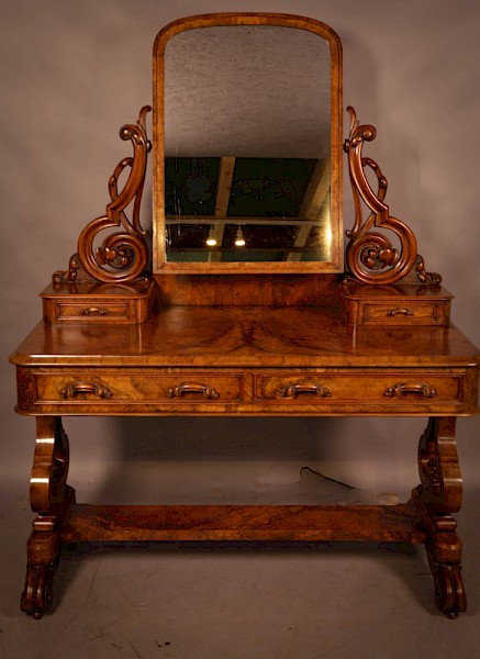 A Super Victorian Duchess Dressing Table in Burr Walnut