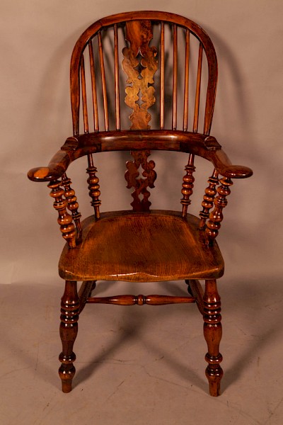 A Worksop Made Broad Arm Windsor Chair in Yew