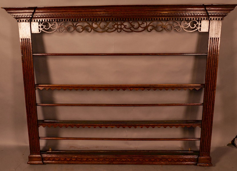 A Super 18th century plate rack in Oak