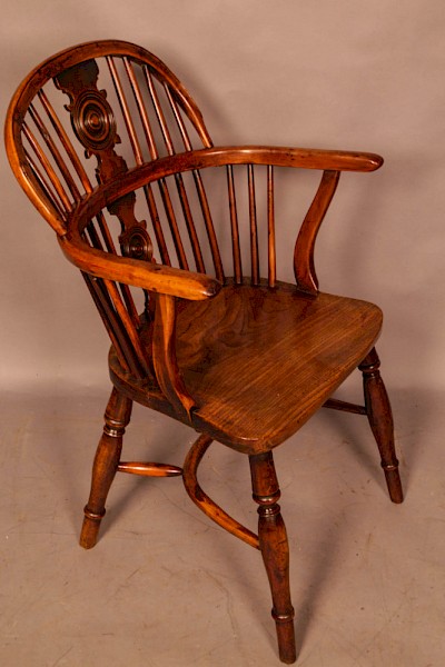 A Very Rare William Wheatland Yew Windsor Chair