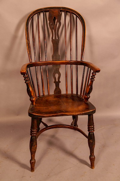 A Good Fred Walker High Back Windsor chair