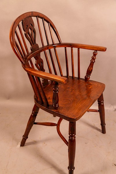 A Yew Wood Low Back Windsor Chair Rockley Maker Elm seat