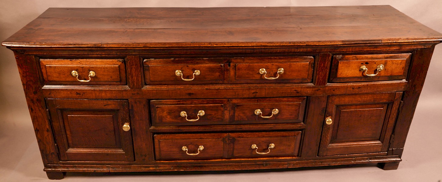 A Georgian Serving Dresser in Oak