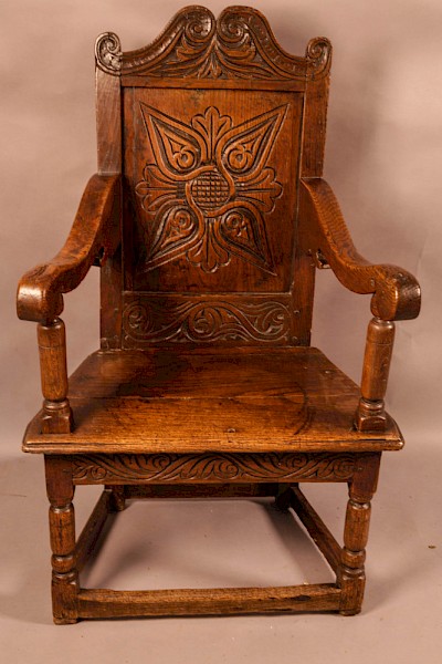 A Good 17th century Wainscot Chair in Oak