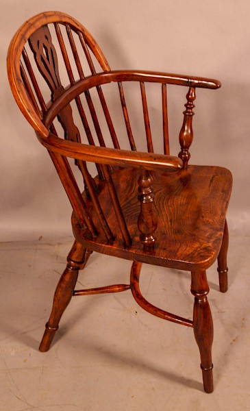 A Yew Wood Low Back Windsor in Yew