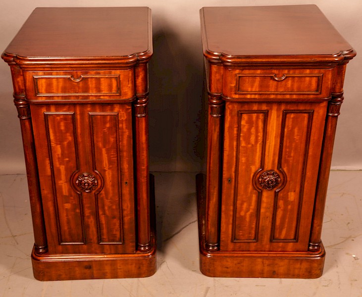 Fantastic Pair of Victorian Bedside Chests