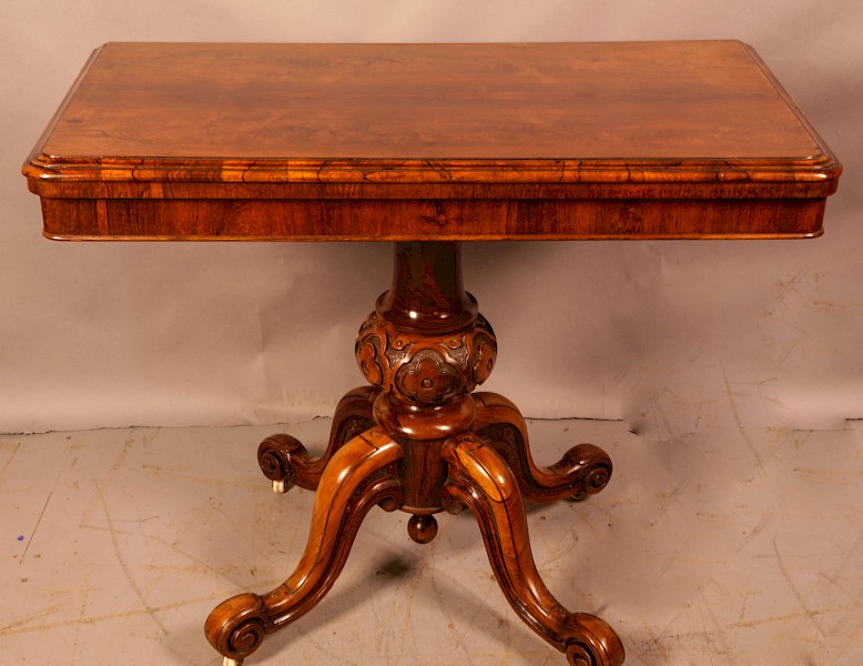 A Good William IV Tea Table in Rosewood
