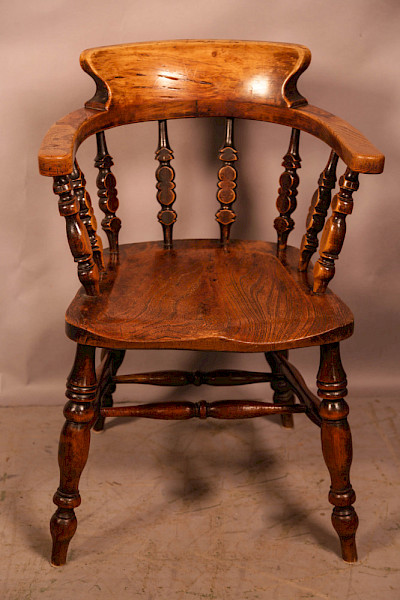 A Good Victorian Smokers bow in Ash with an Elm seat
